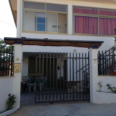 A 200 Metri Dal Mare Holiday home *